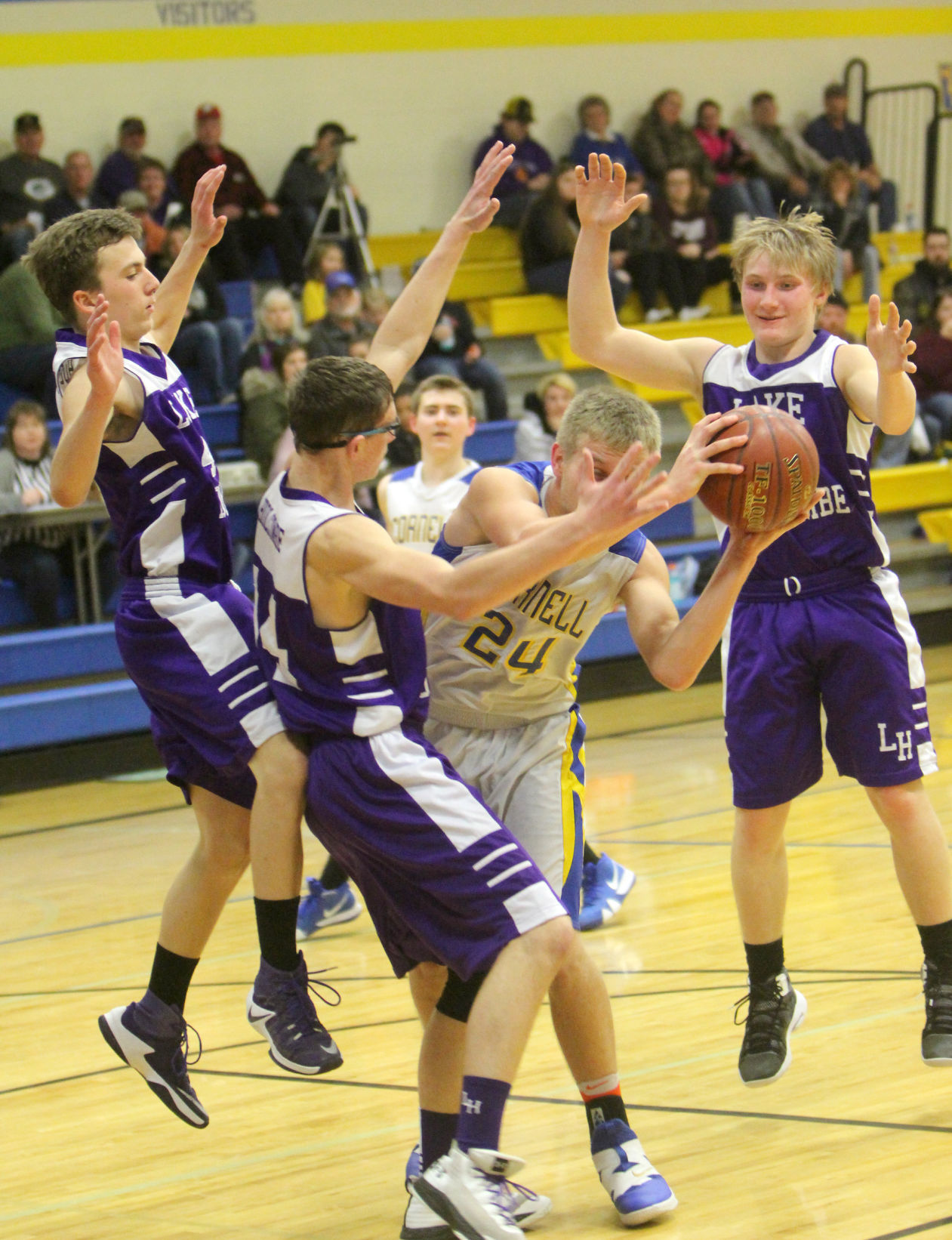 Lake Holcombe at Cornell boys basketball 1-10-19